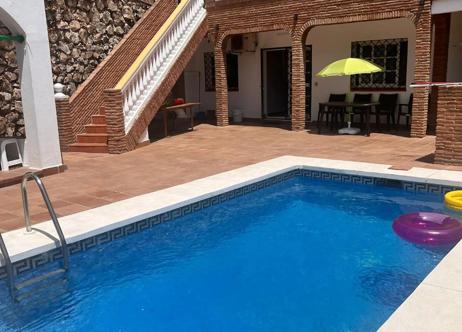 Uf Holiday House Malaga Apartment